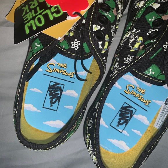 Vans Authentic Kids Simpsons Glow Bart Size 13 k - Picture 7 of 9